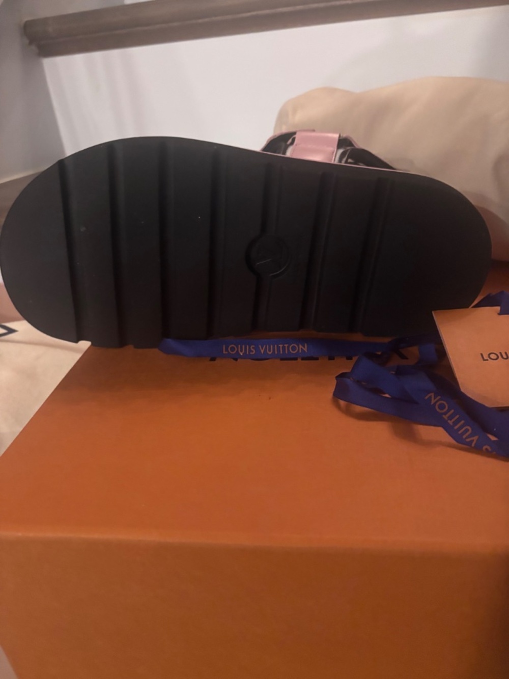 LV Sandals - Picture 2 of 6